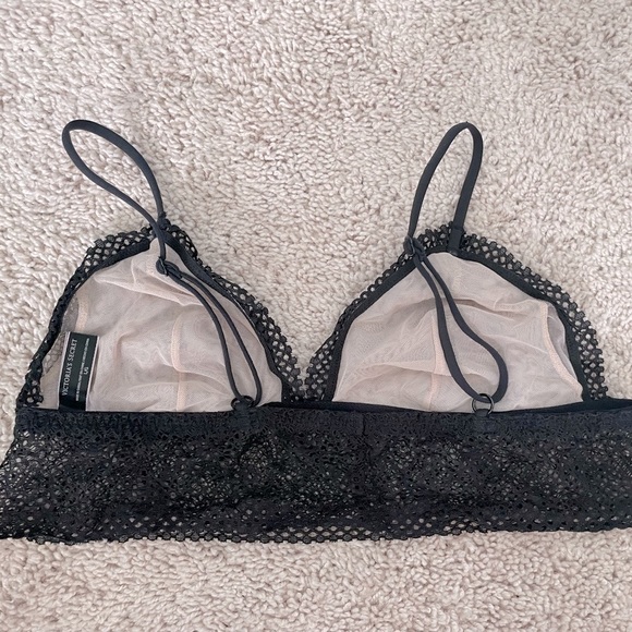 VS Unlined Demi - Picture 4 of 7